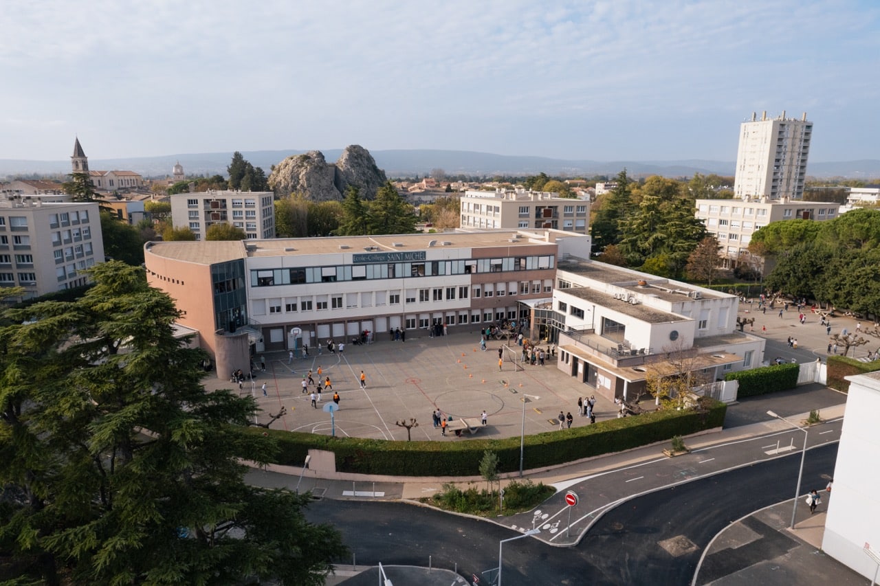 ensemble-scolaire-saint-michel-pierrelatte-1